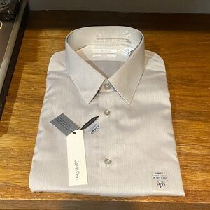 Calvin Klein Men's Light Gray Dress Shirt